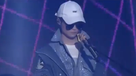 “我们的流行”,2017年11月25日10:00,《Privacy》MV发布。韩国青年摄影