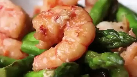 #美食秀场#【健康食谱】虾仁炒芦蒿!一份热量283cal!简单易做,清淡爽口!补充充足的蛋