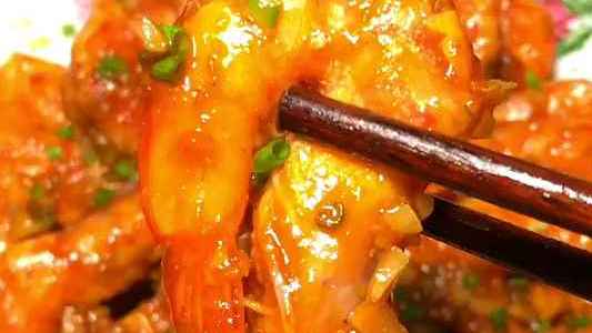 很火的中餐厅茄汁大虾,一口一个,越吃越好吃!