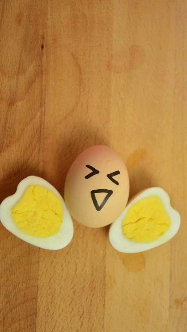 #美食秀场#听说煮的出这个心形鸡蛋的人都表白成功了!