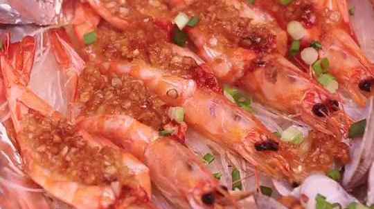 蒜蓉粉丝烤花蛤烤大虾,太美味了!