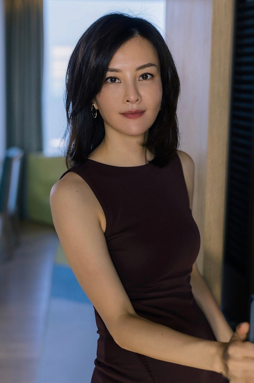 某天在服装店试了一件大王(同事说打名字就是硬广,所以[捂脸])的裙子