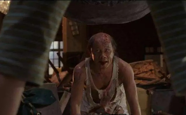 电影《功夫》中的狮吼功 大喇叭和如来神掌是一个级别的武功吗?