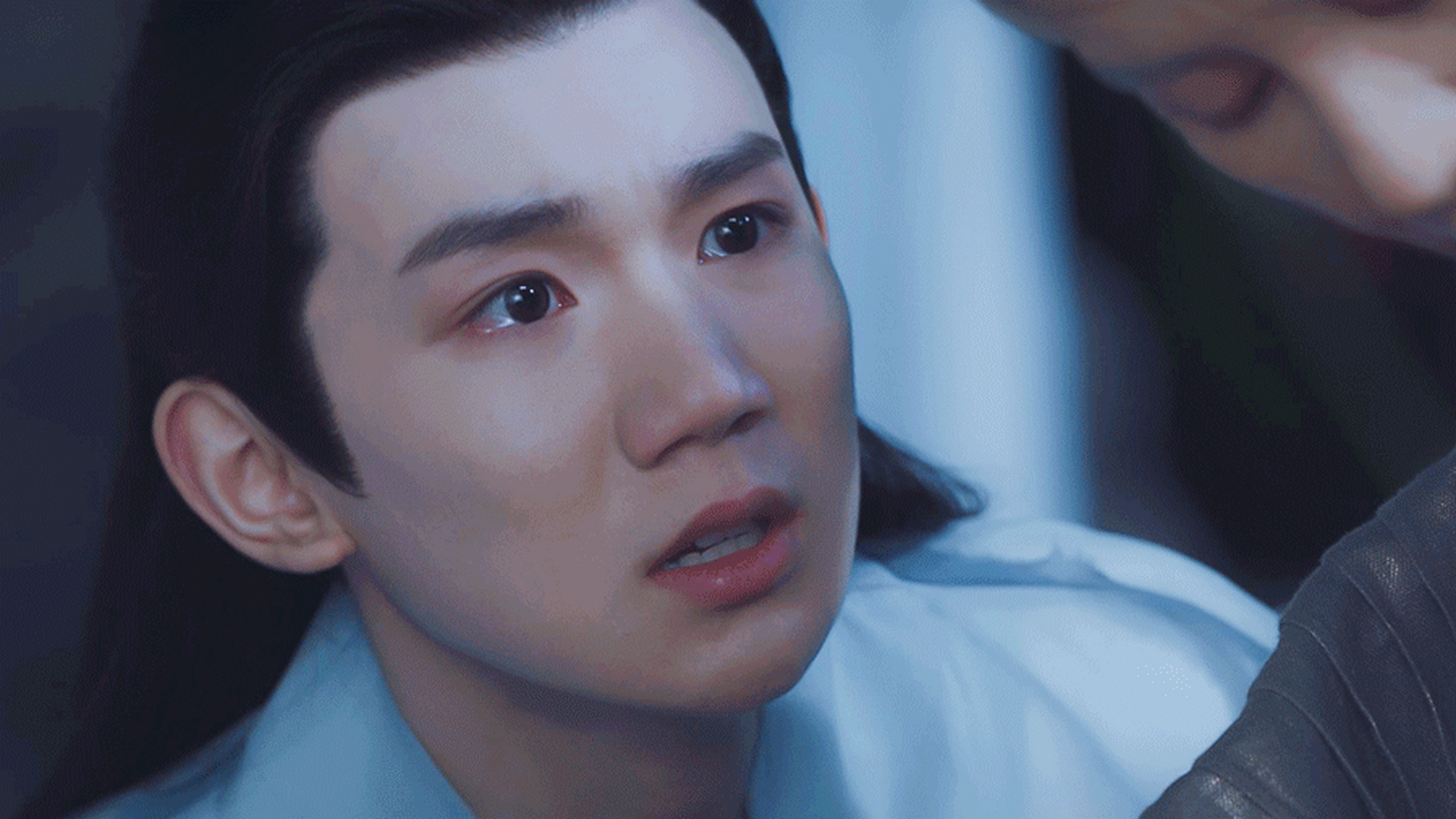 王源在《大主宰》里的哭戏,网友都说这眼睛水灵灵的,大家能get到吗.