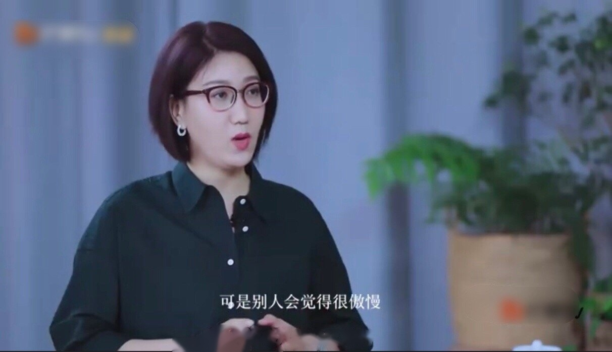 哈哈哈哈respect超自信的静姐,不愧是乘风破浪的姐姐