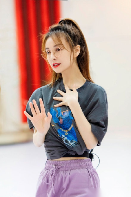 乘风破浪的姐姐最初立意赵兆:"观众想要什么,我们就做什么.