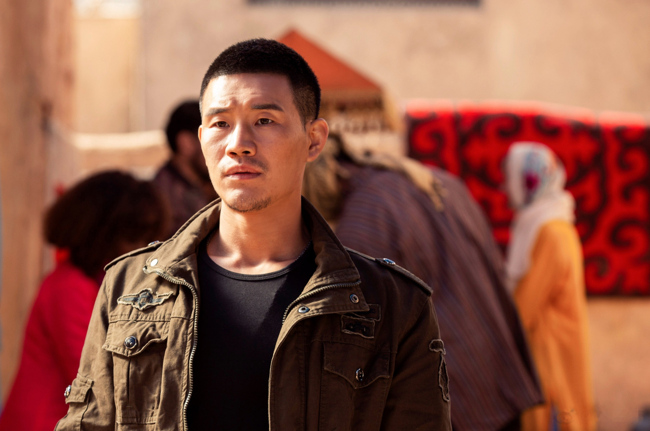 参与拍摄电影《猎鹰突击》,非常庆幸自己能生活在强大和平的国家,今日