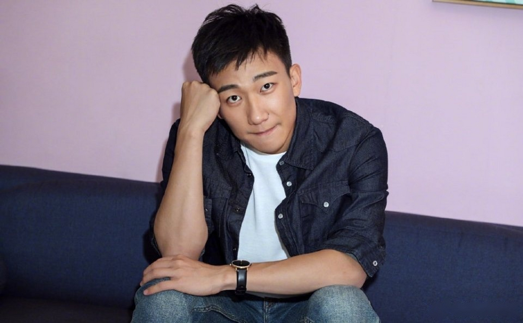马伊琍被爆与年下18岁吴昊宸恋爱[思考]现在男方工作人员否了"昊宸和