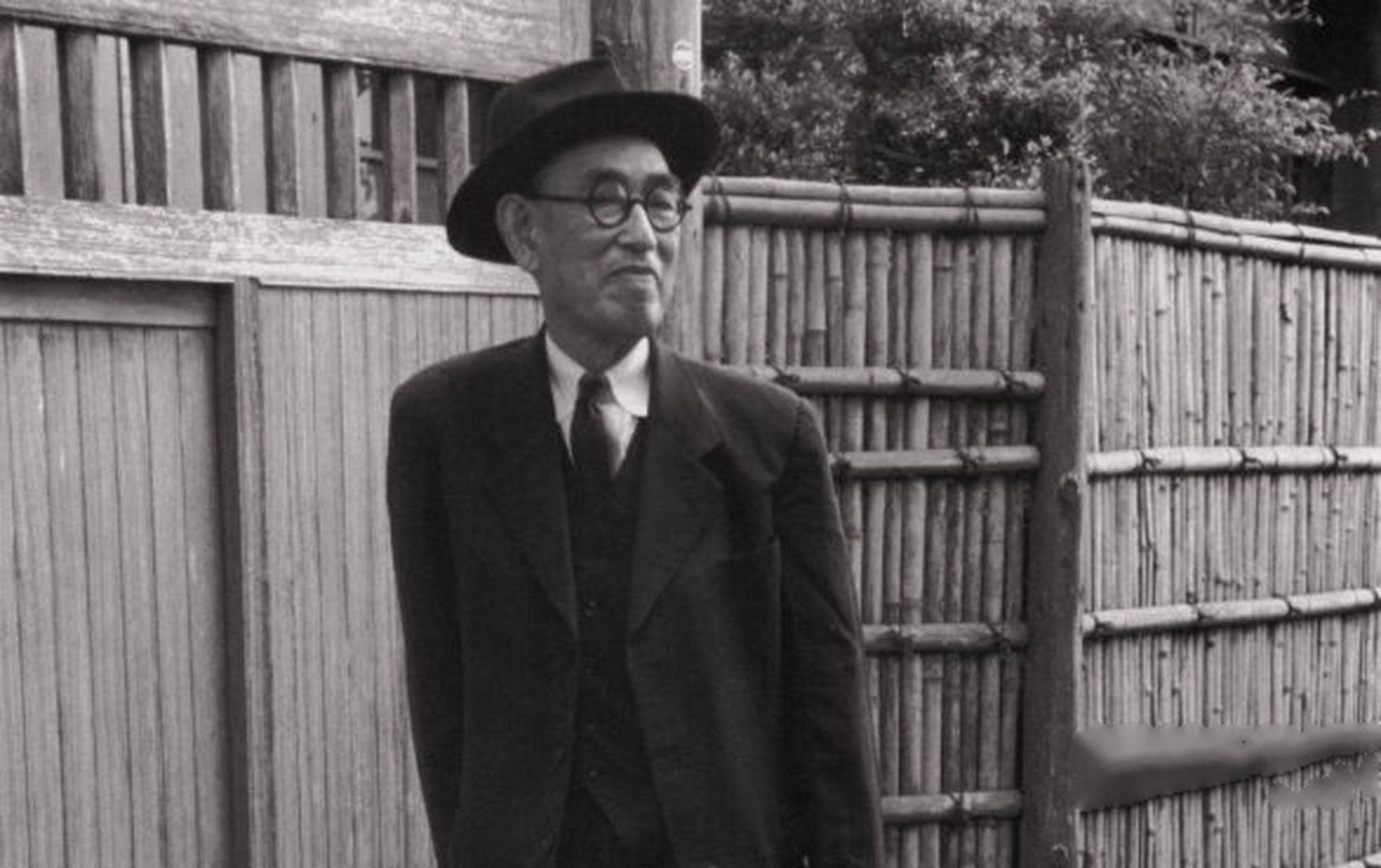 昨日之深渊,今日之浅谈.—— 永井荷风