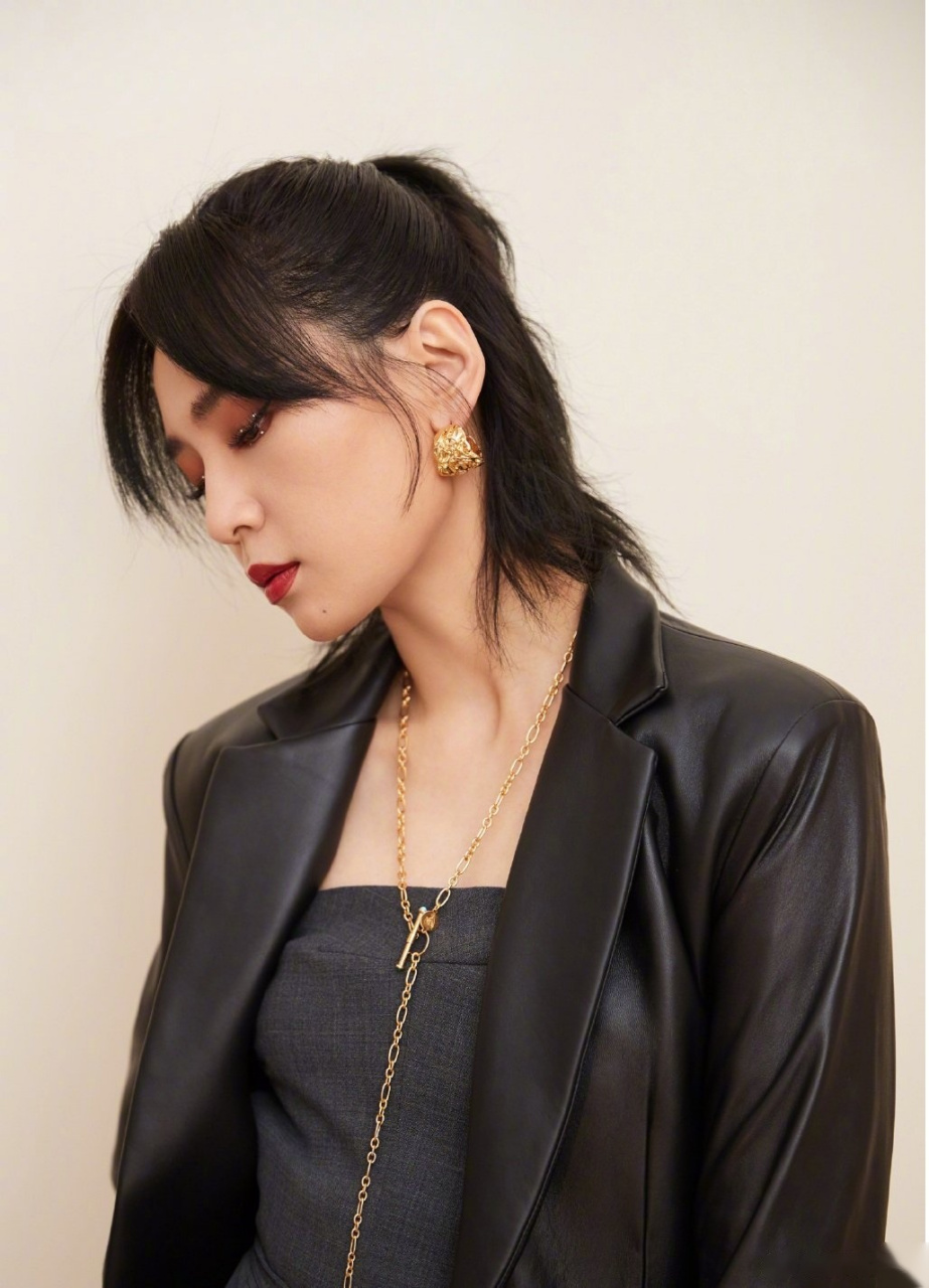 周笔畅 生日快乐!