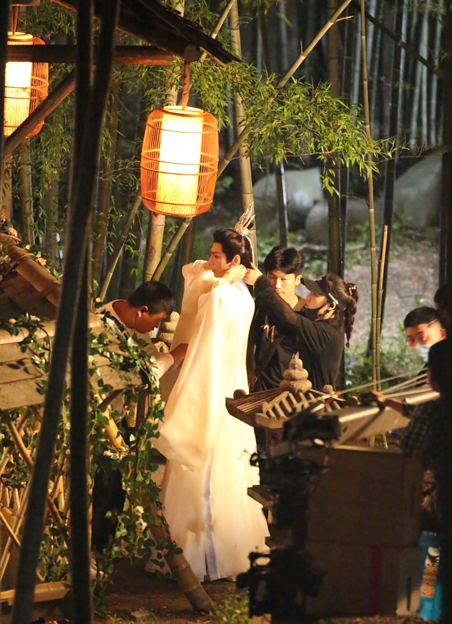 来品品罗云熙#皓衣行路透#图,他真的太适合古装了叭!