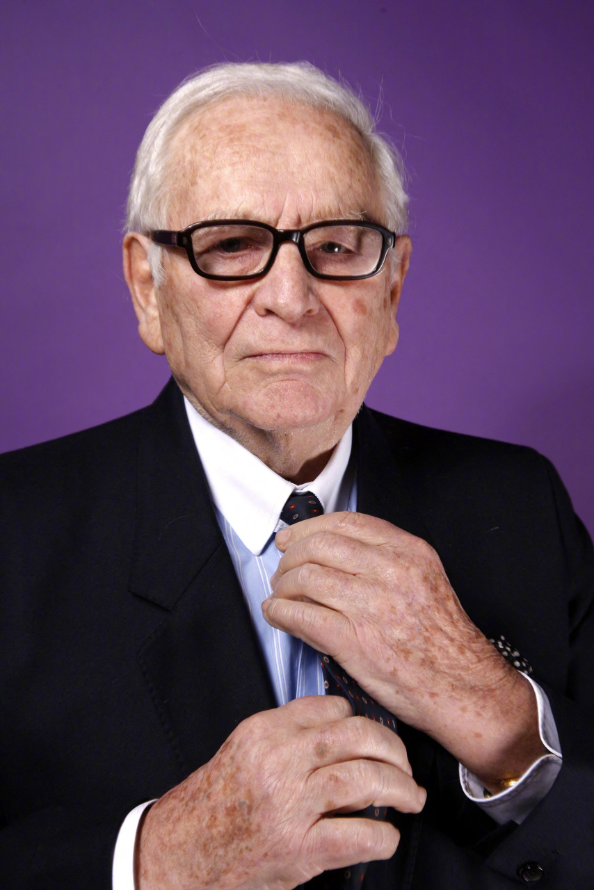 著名法国服装设计师皮尔·卡丹(pierre cardin)于巴黎去世,终年98岁