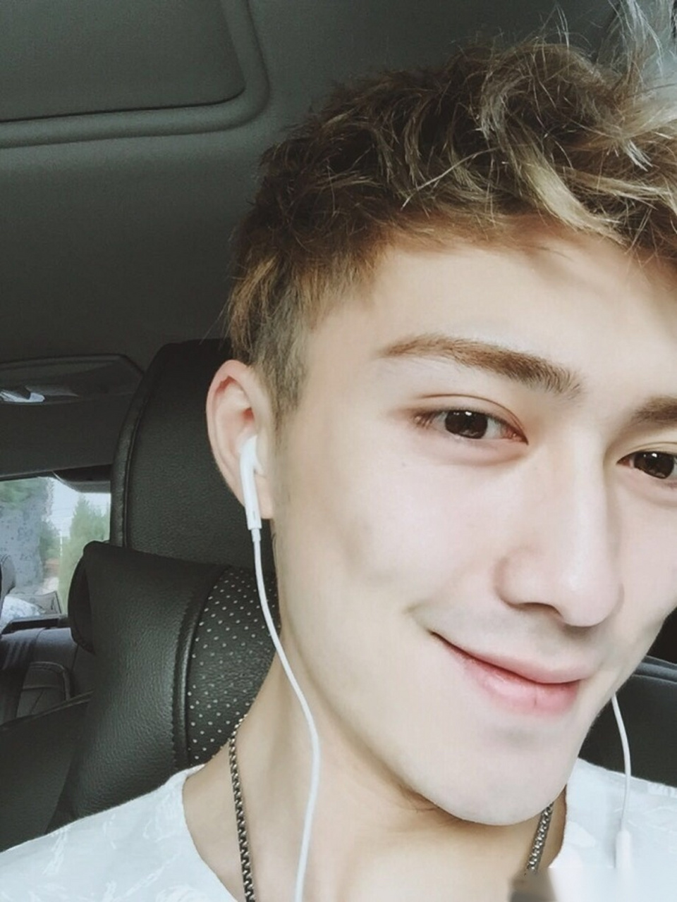 陈淀国家二级射击运动员