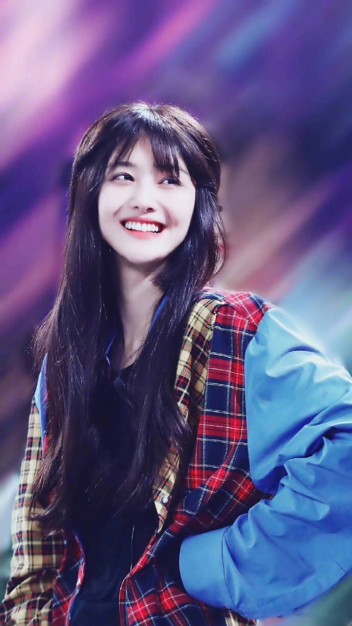 #前商务团队回应郑爽##郑爽回应转卖节目道具# "请把你们的心思用在多