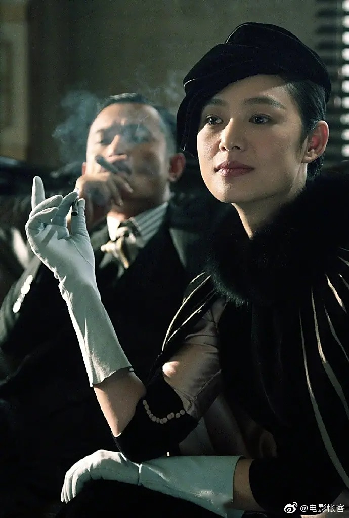 中国控制吸烟协会于2011年起设立"脏烟灰缸奖","奖