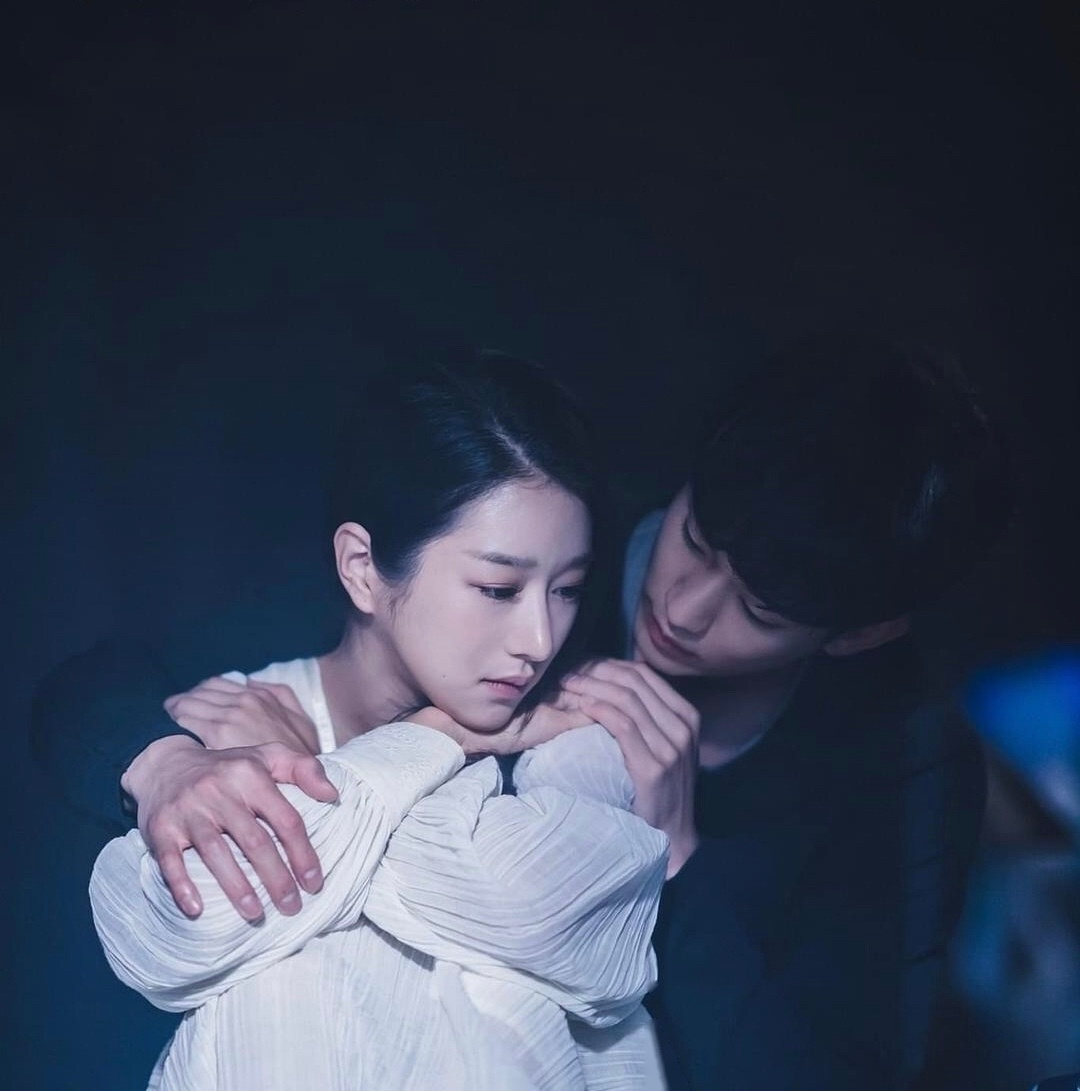 中金秀贤和徐睿知cp感真的好强啊,剧中快点撒糖吧,想看甜甜的恋爱