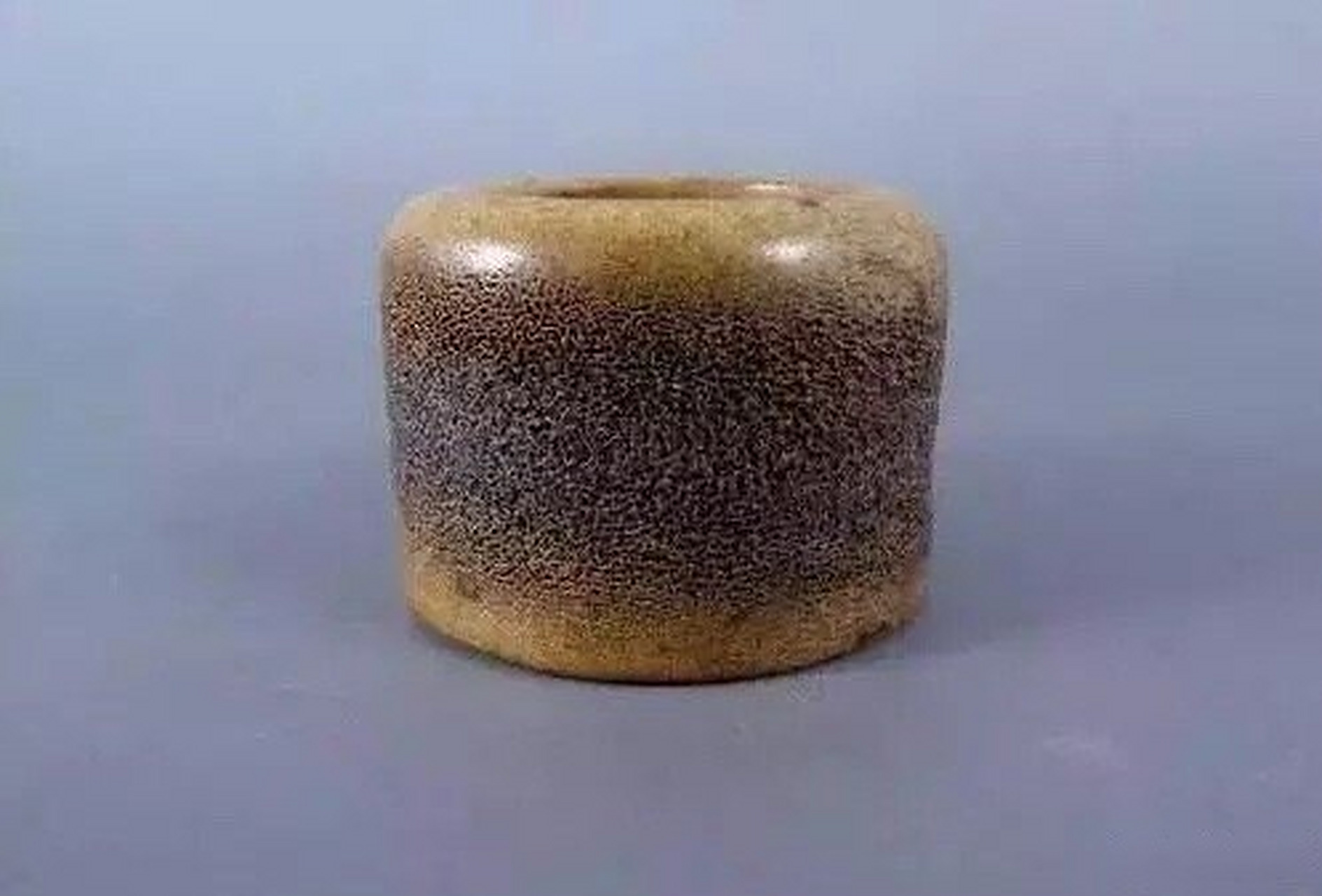 清代最常见的驼鹿角扳指,还胡诌的上冷库待会儿.