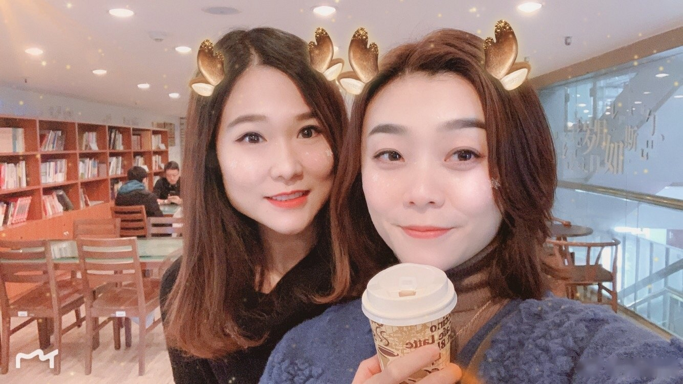 5《环球资讯广播》每周五的美食特别节目《饭点儿聊吃》.