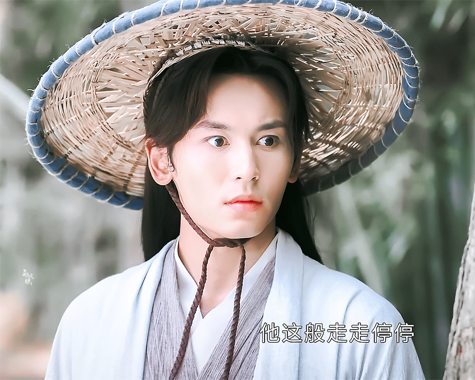 张哲瀚古装造型感觉撞脸谢霆锋