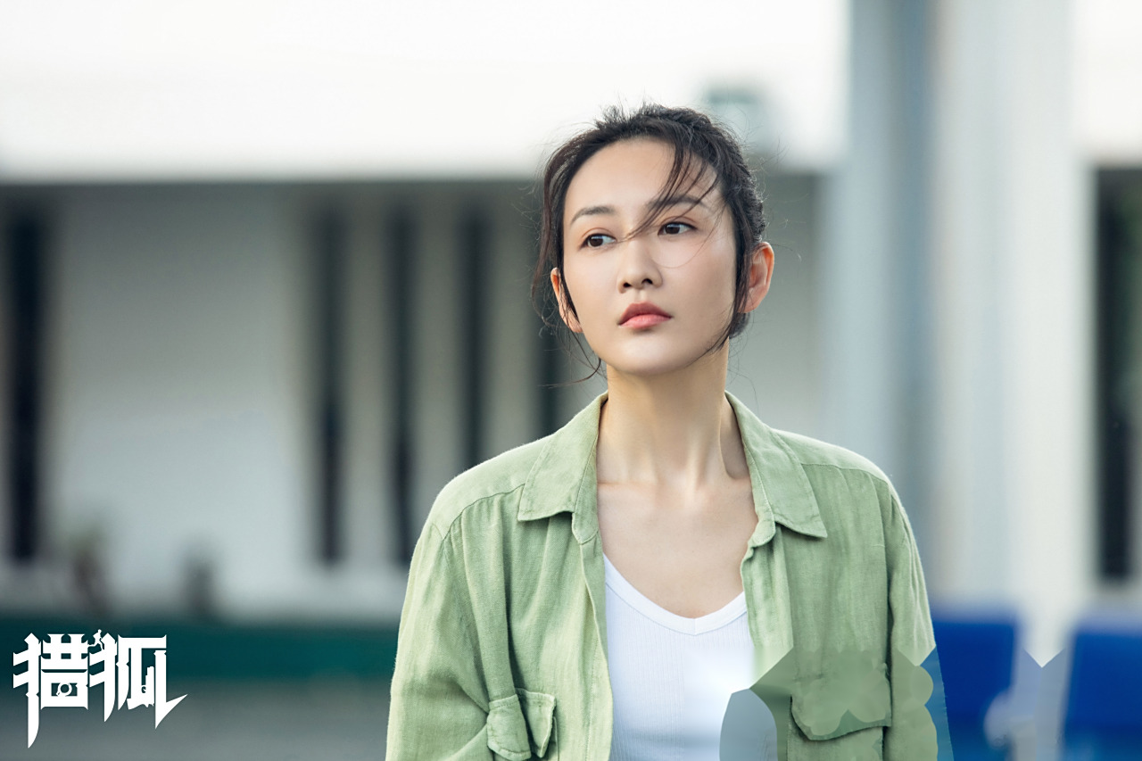 王鸥 @王鸥猎狐 没抓到狡猾的 吴稼琪@王鸥 好气噢#电视剧猎狐