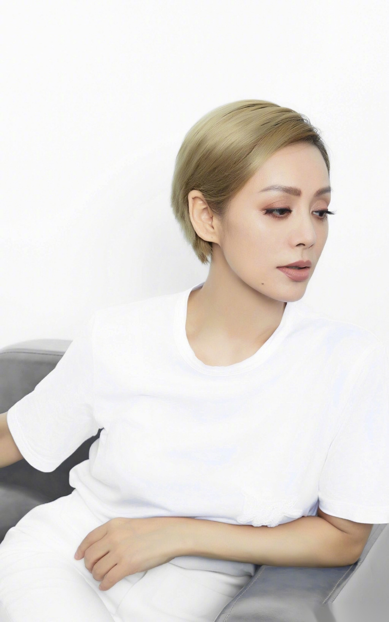 在每一个血槽已空的时刻 都需要和自己独处来重新