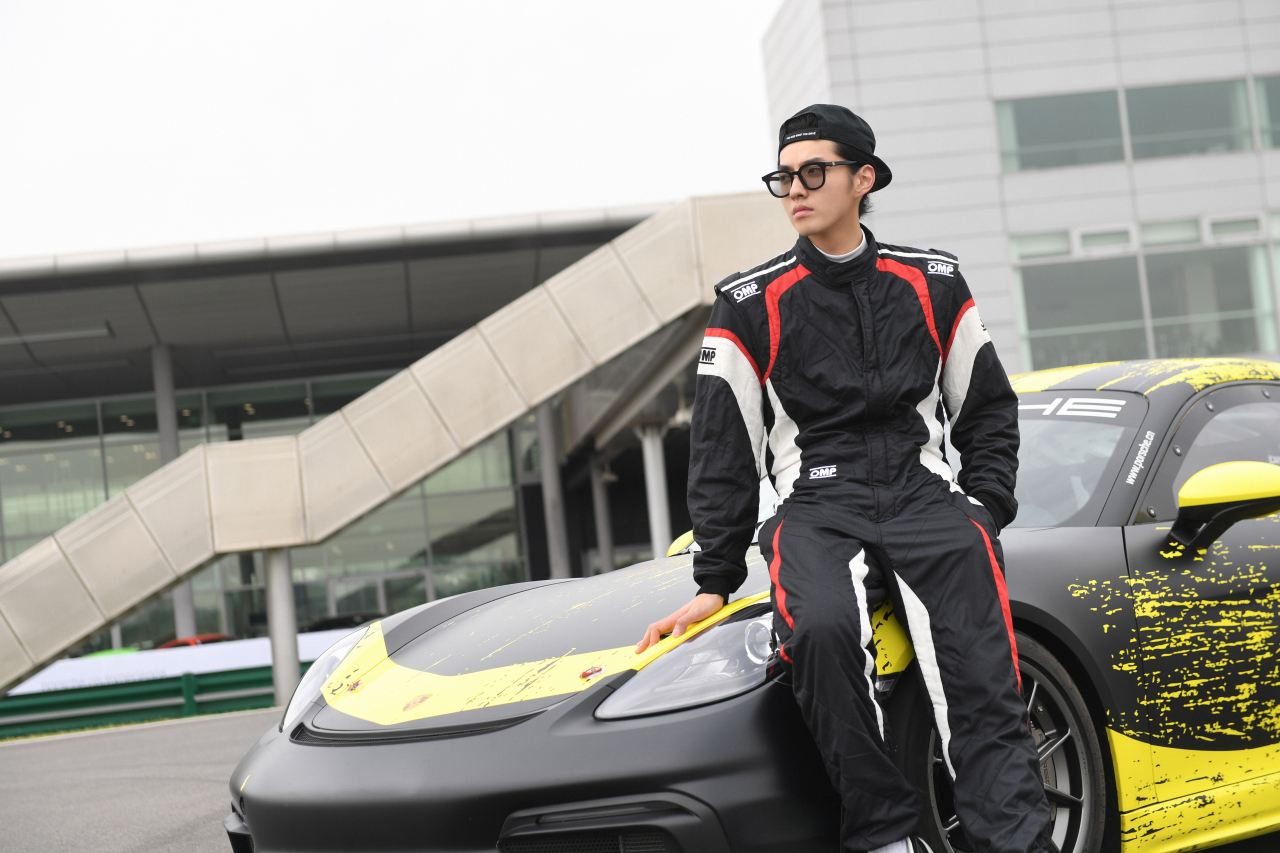 吴亦凡 人生会有很多次出发,这一次向你介绍,赛车手@吴亦凡 [得鈃]