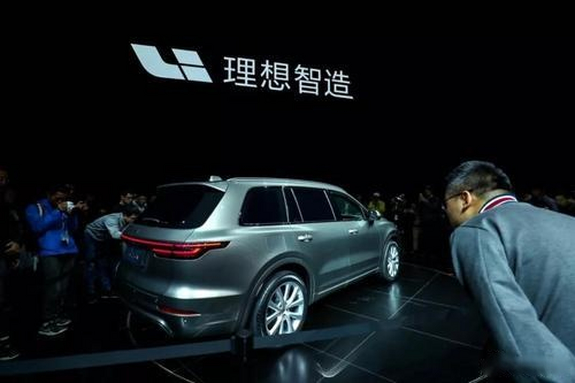 【理想汽车:任命樊铮为独立董事】理想汽车今日宣布任命樊铮为公司