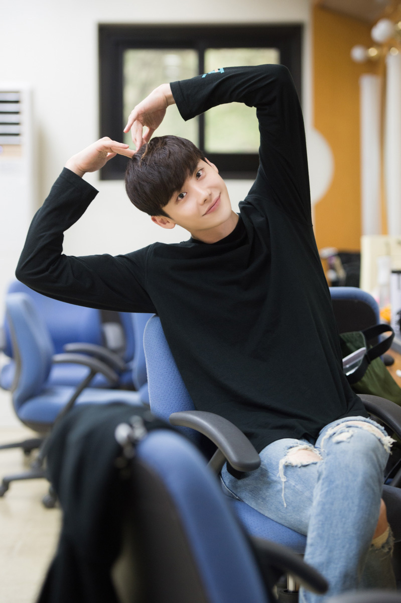 【李鍾碩 】20200531『早安[微风]』 160824 [starcast] 姜哲代表隐秘