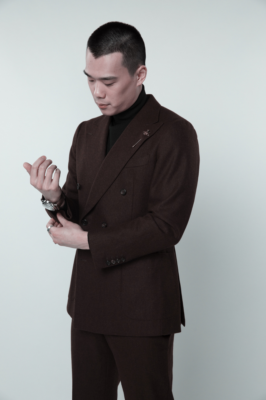 【耿斯汉新歌《待到山花烂漫时》首发 温暖致敬抗疫一线医护人员】 应