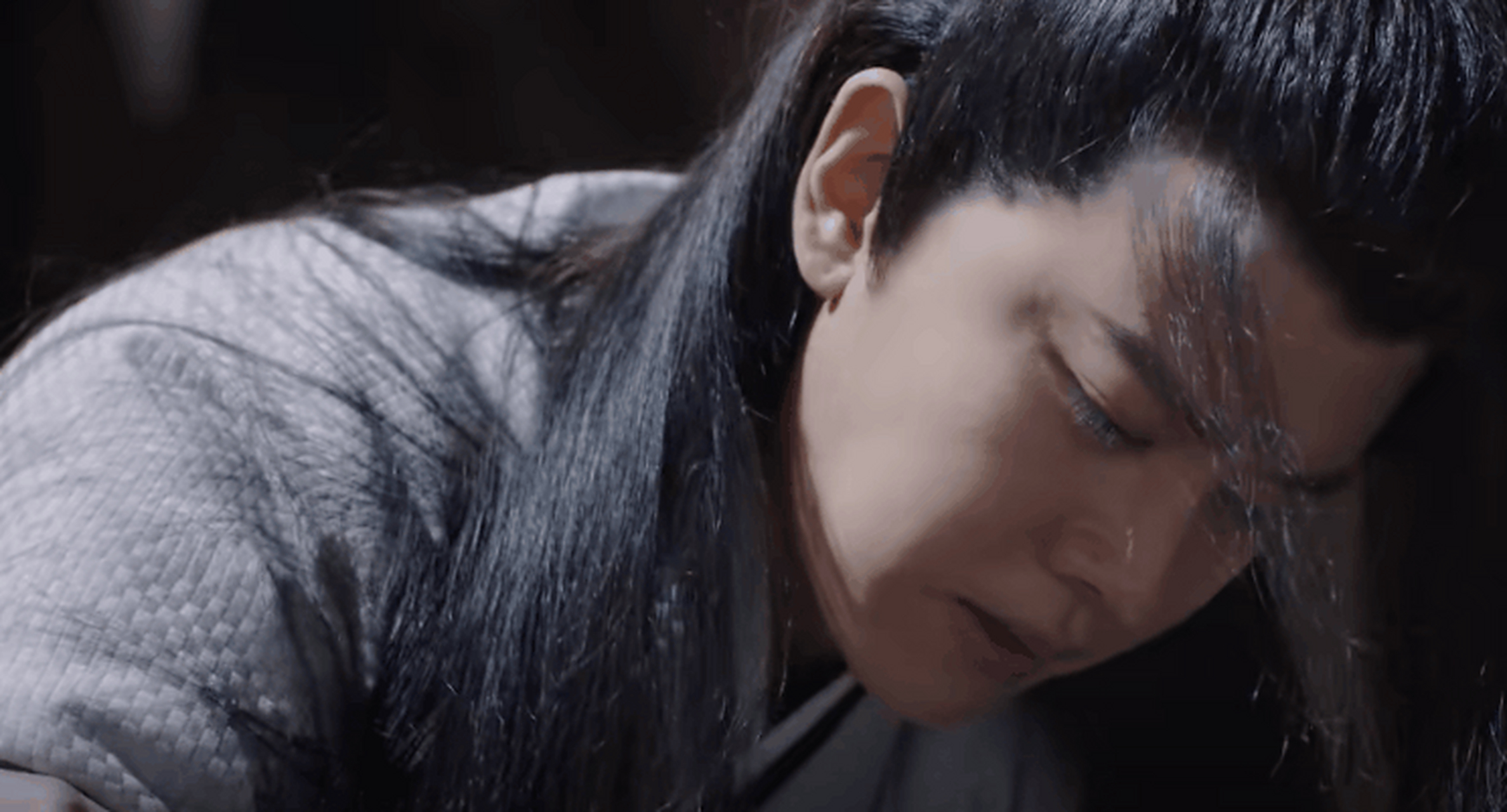 [流泪][流泪]#暮白首# @任嘉伦哭戏真是绝了[悲伤] 这大概是史上最虐