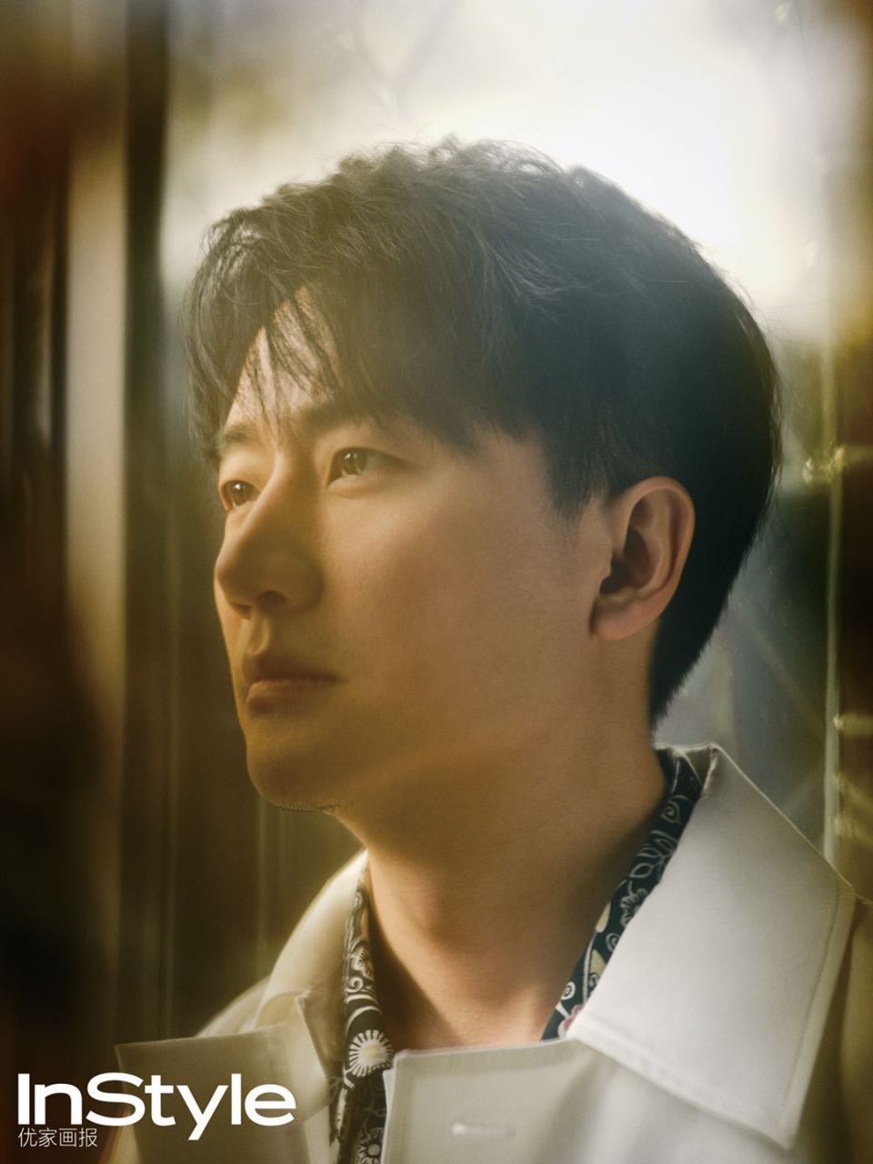 刚看了一篇文章,没想到昨晚在电视上慷慨激昂演讲的黄轩平时有那么多