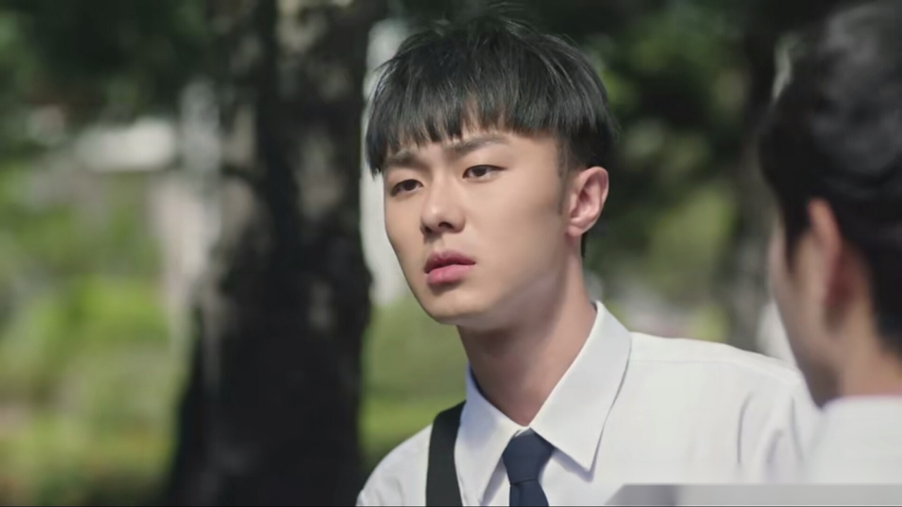 &nbsp;《想见你》中的莫俊杰,唯一一个没有穿越功能的人,因为在未来没