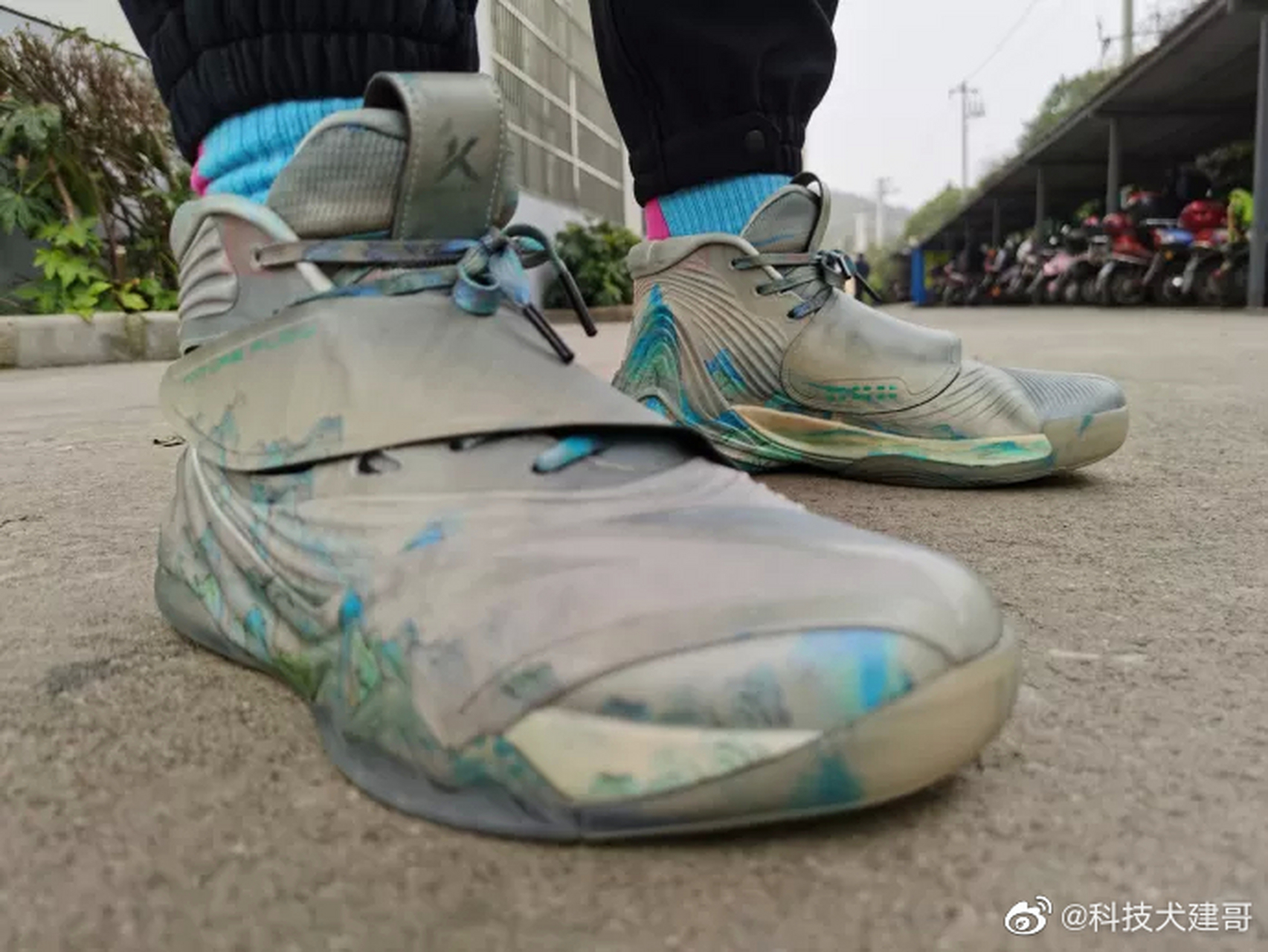 问一下各位,kt6千里江山图,这个设计好看吗?