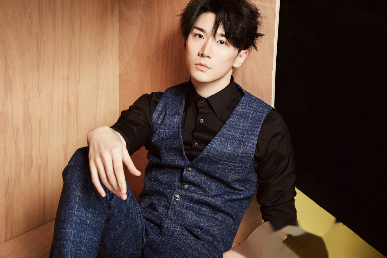 明晚18点30分,淘宝直播搜索 上仙曾虹畅,花千骨上仙和你分享护肤秘籍