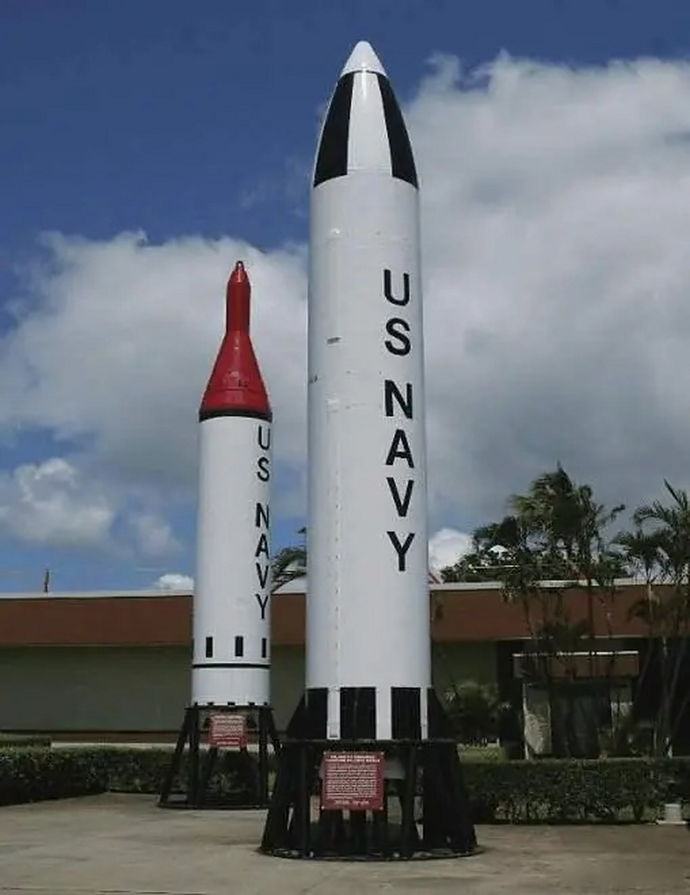 美国北极星潜射导弹