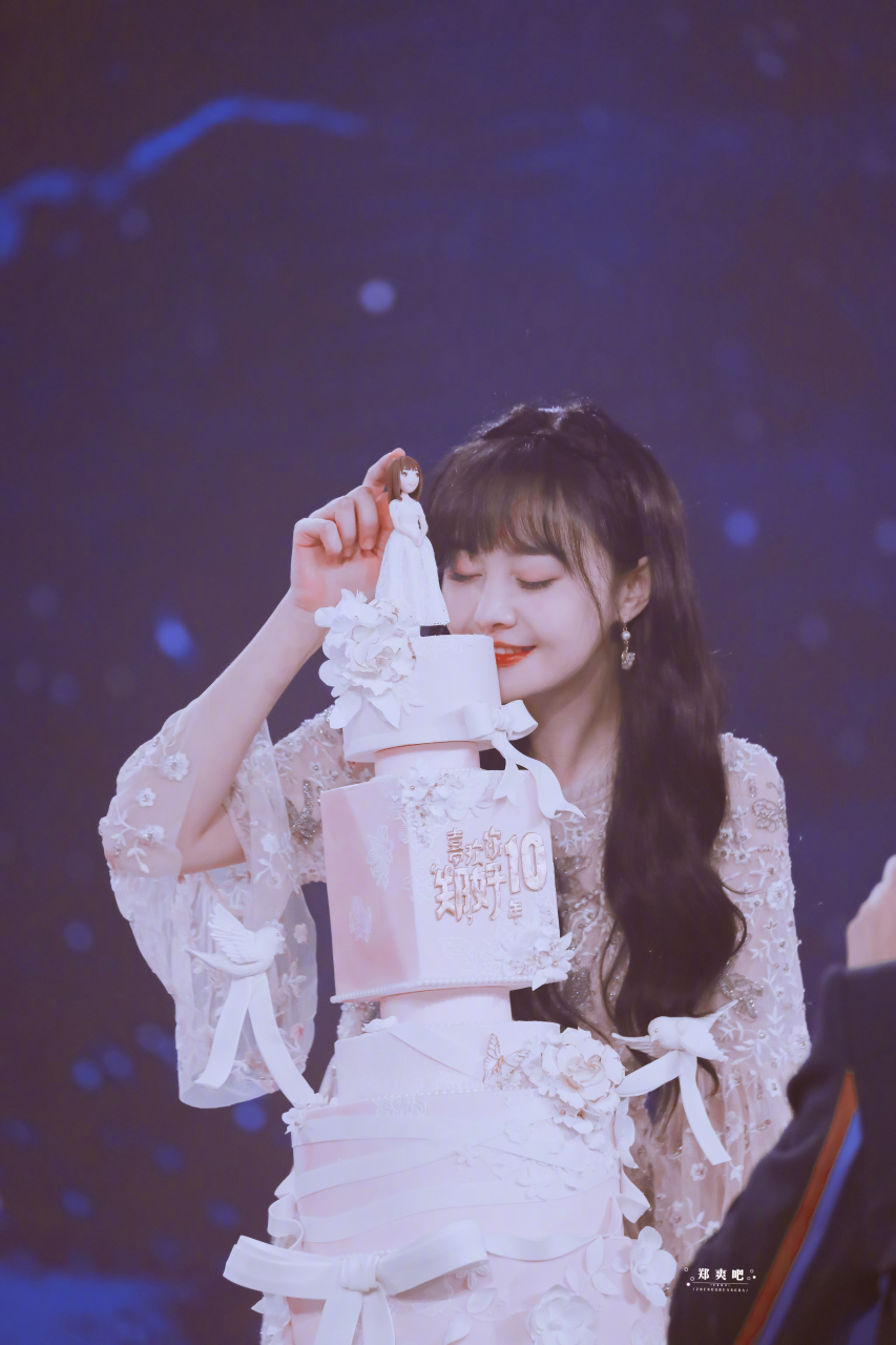 20190822 上海郑爽十周年生日会 想时光永远停驻在那一天 也想你乘风