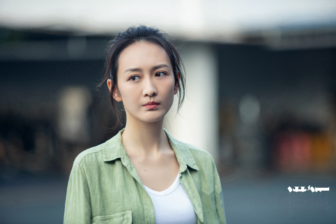 王鸥 @王鸥猎狐 没抓到狡猾的 吴稼琪@王鸥 好气噢#电视剧猎狐