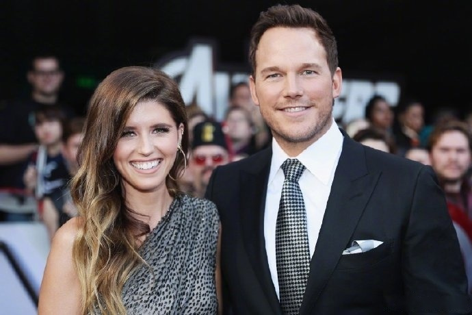 星爵老婆怀孕#"星爵"克里斯·帕拉特老婆凯瑟琳·施瓦辛格目前揖