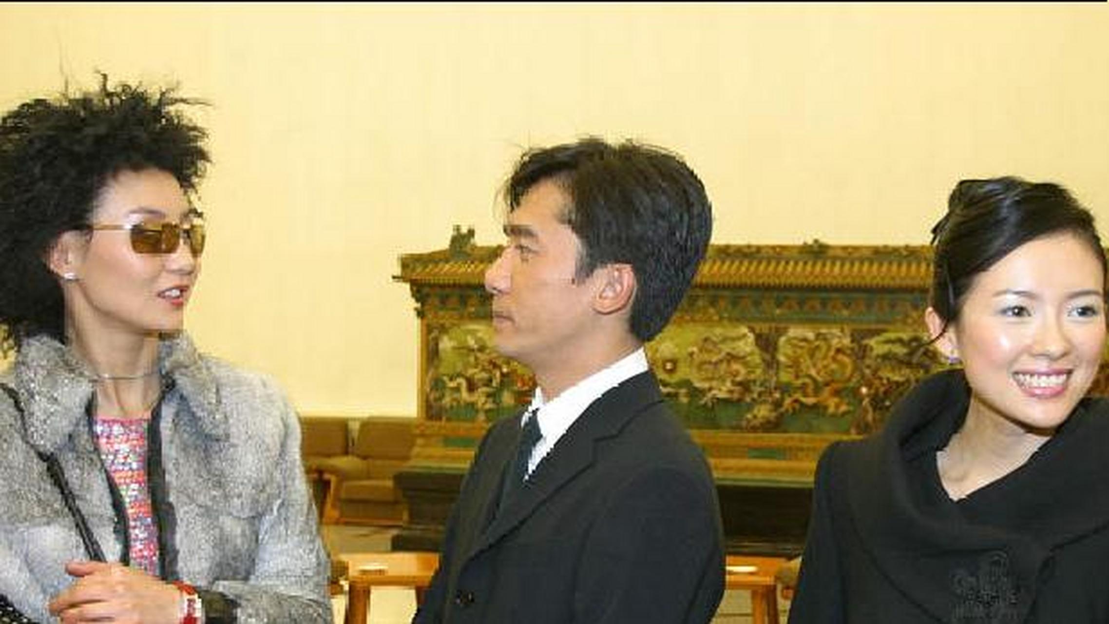 2002年的女明星有多潮?