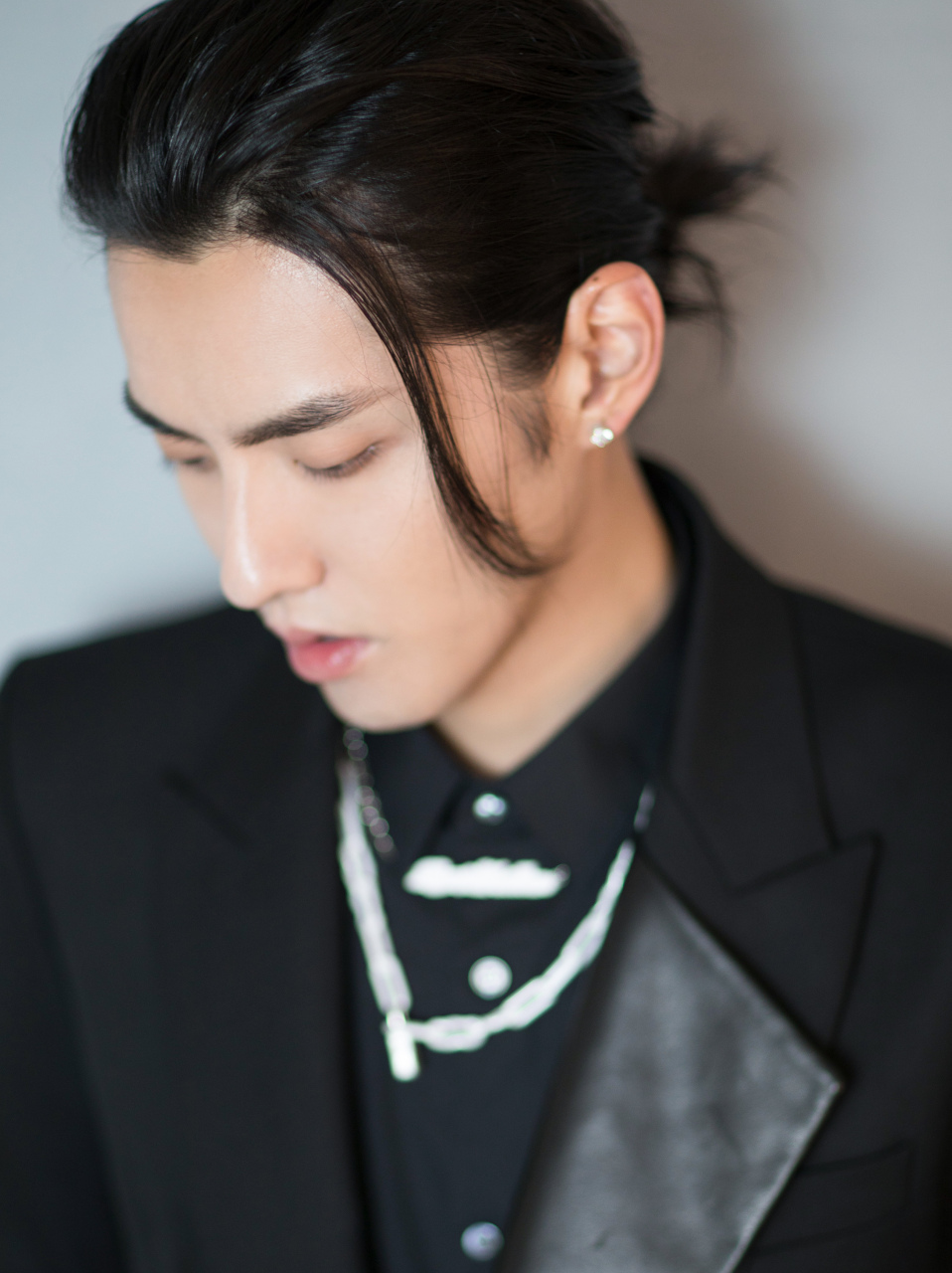 吴亦凡 清扬品牌代言人吴亦凡@吴亦凡 出席"不凡潮流社"线下欢