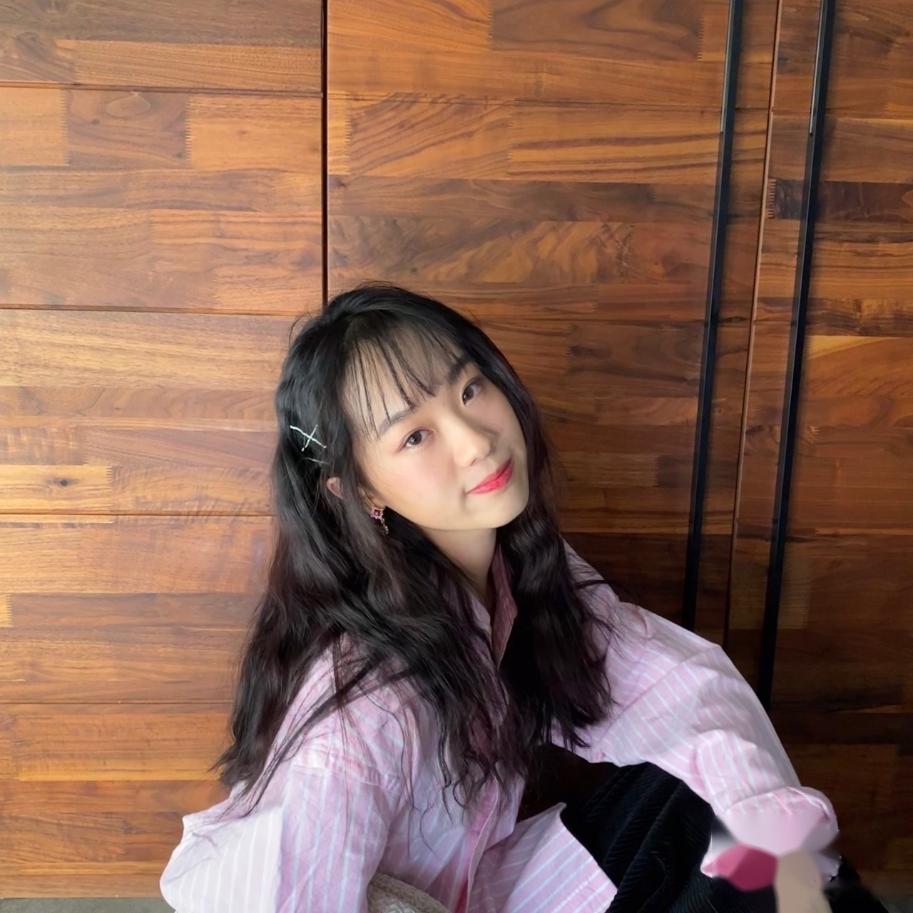 卧床不起半个月 终于剪了刘海还烫了卷 我樊博艺复活了