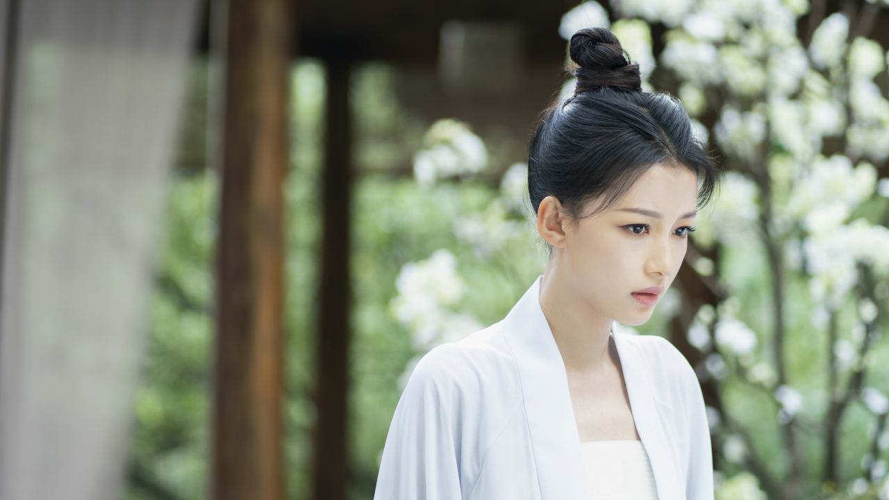 今夕何夕 今晚八点,来看冬月大人@孙怡 大展身手[得意]剧照福利提前奉