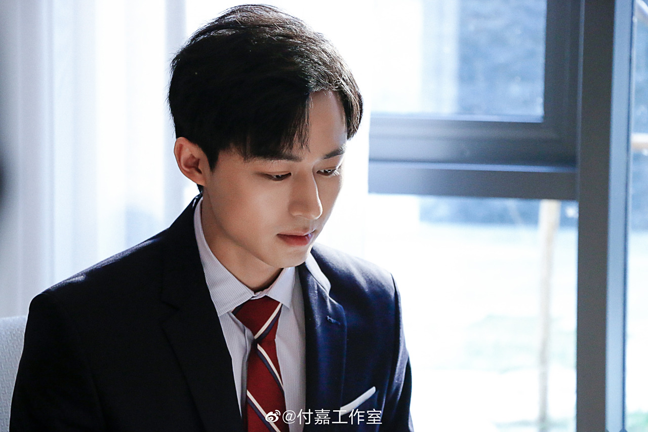 付嘉#我喜欢你大结局# 今晚会员收官,再见程子谦@付嘉 ,你温柔了使忖