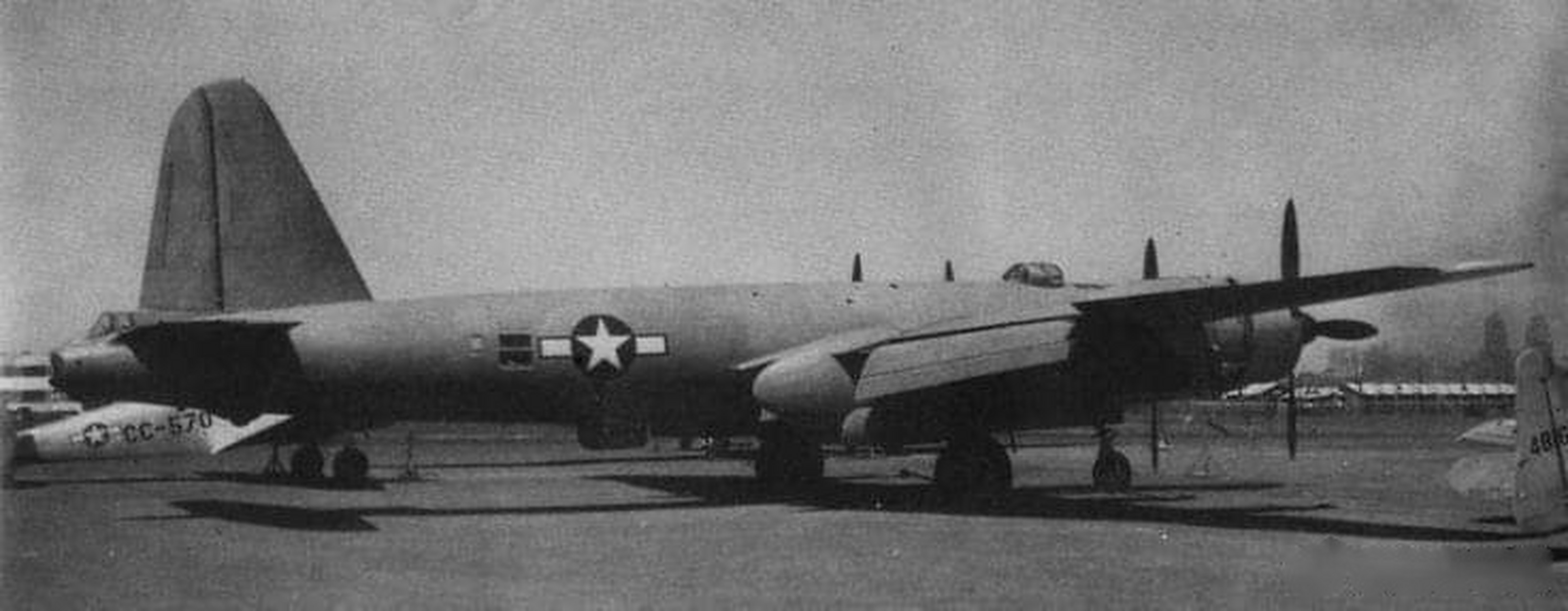 美军涂装的鬼子中岛g8n连山远程轰炸机