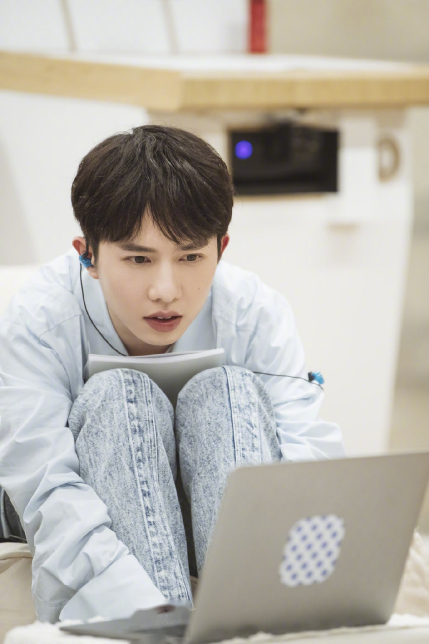 易烊千玺和李俊濠搭档上线啦!