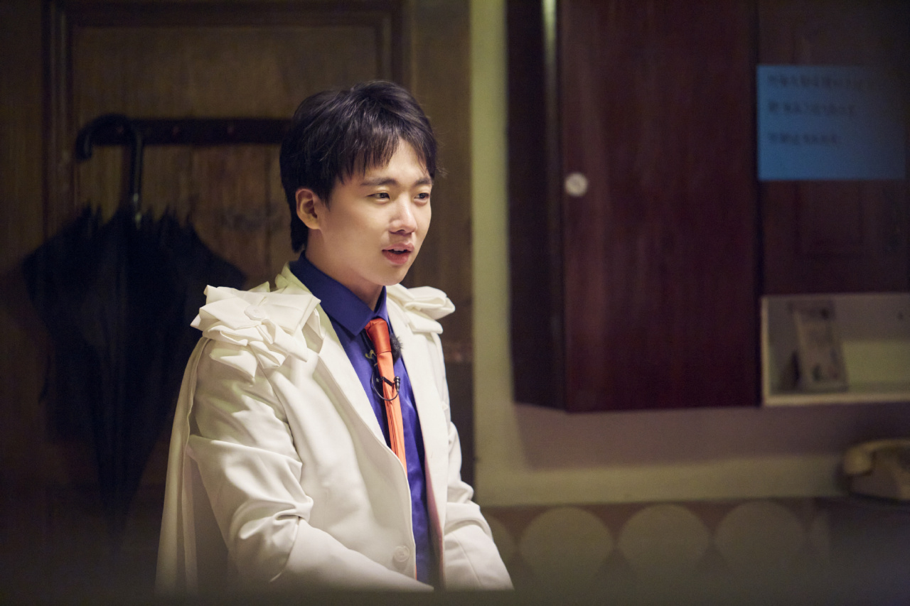 郭麒麟# 夏季奏响的序曲在秋日缓缓结束 七月到九月 每一个周三都有