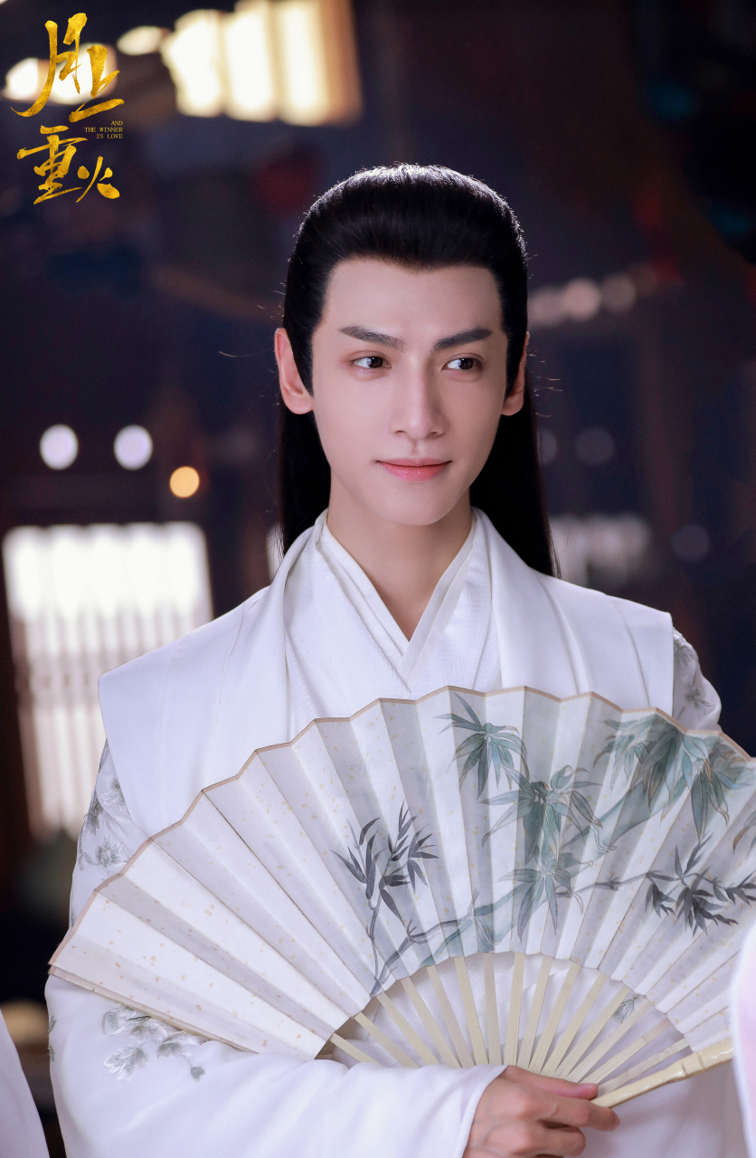 罗云熙@罗云熙《月上重火》 想去上官透@罗云熙的月上谷做做客 每周