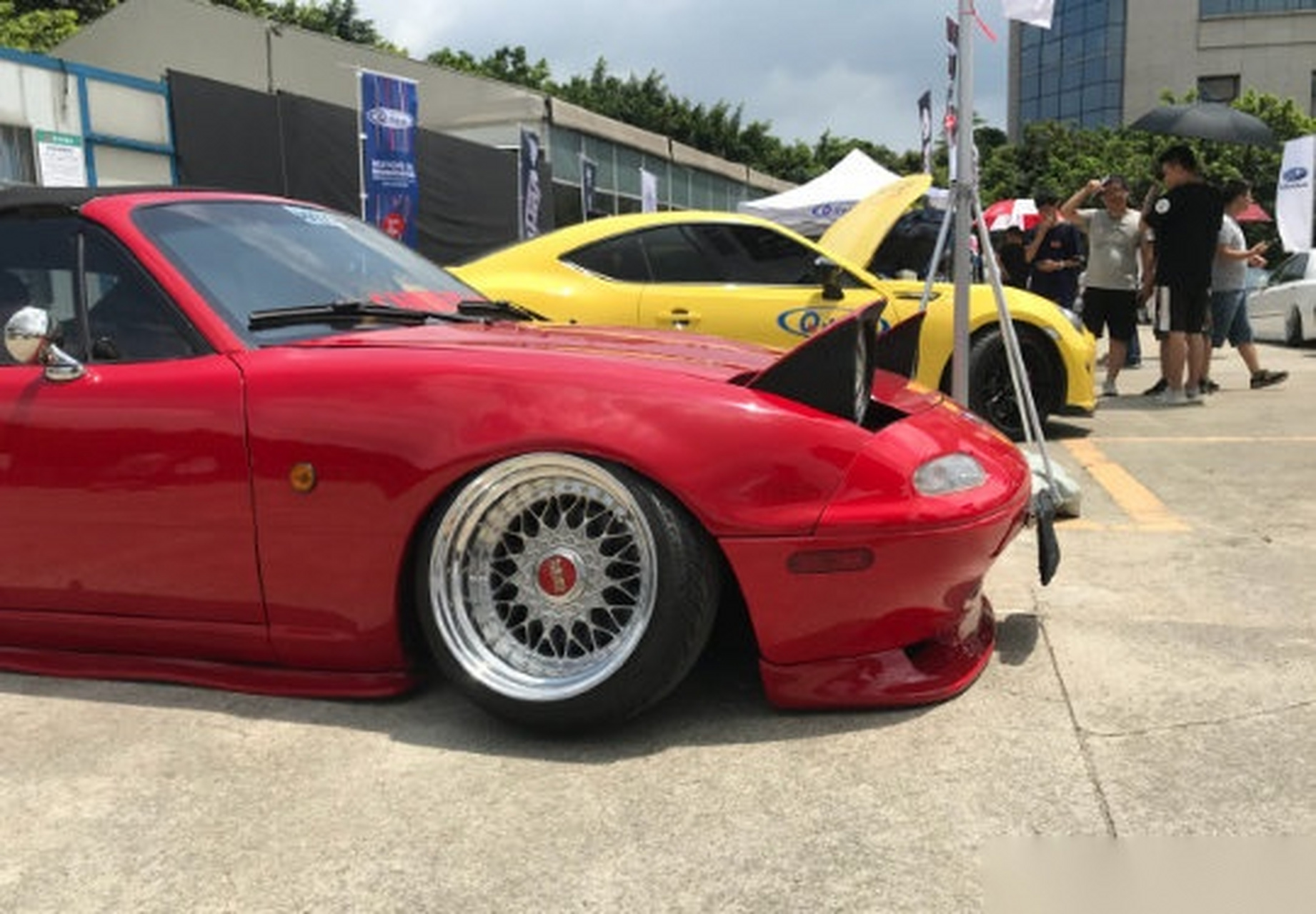 马自达mx-5,迷人的跳灯!