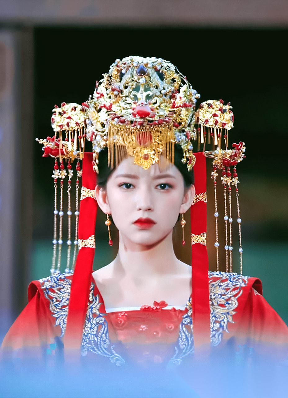 程潇红嫁衣丨天醒之路 红嫁衣也太美了