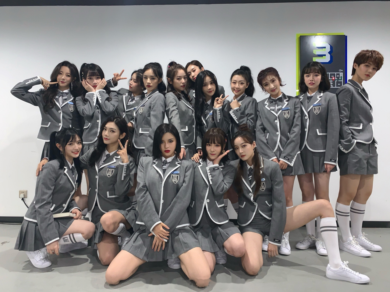 感谢坤制作人,ella老师,lisa老师,jony j老师一